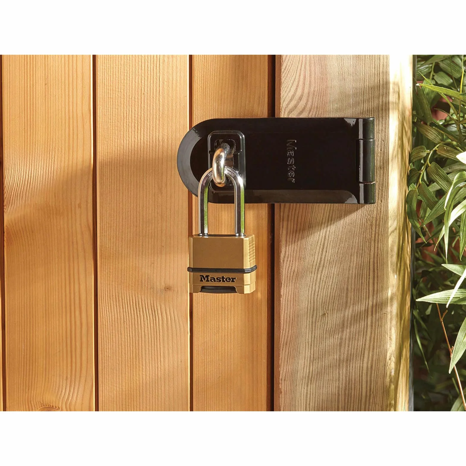 MASTER LOCK Kłódka o wysokim poziomie bezpieczeństwa 9/10, na zewnątrz, kombinacja, cynk, odporna na warunki atmosferyczne, Xlong szekla