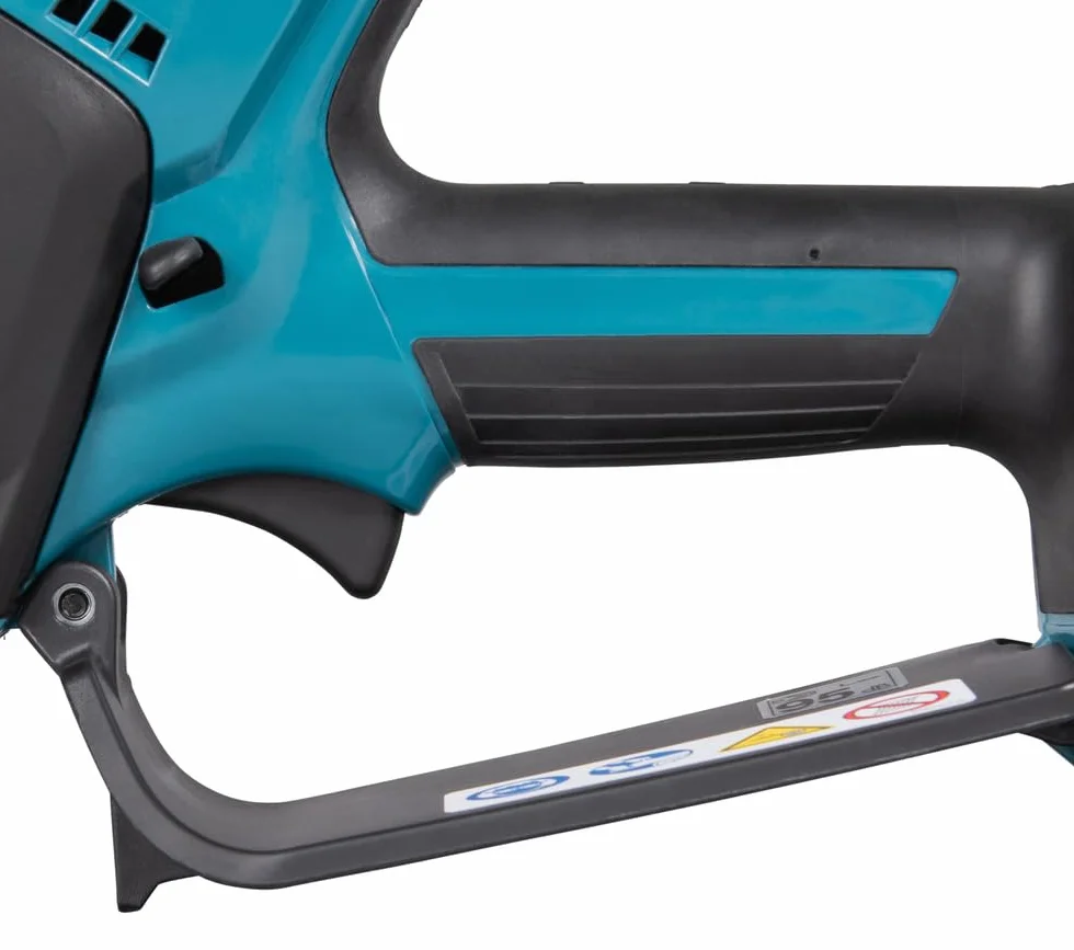 Makita DUC101RF01 akumulatorowa piła do gałęzi 18 V / 3,0 Ah, 1 akumulator + ładowarka