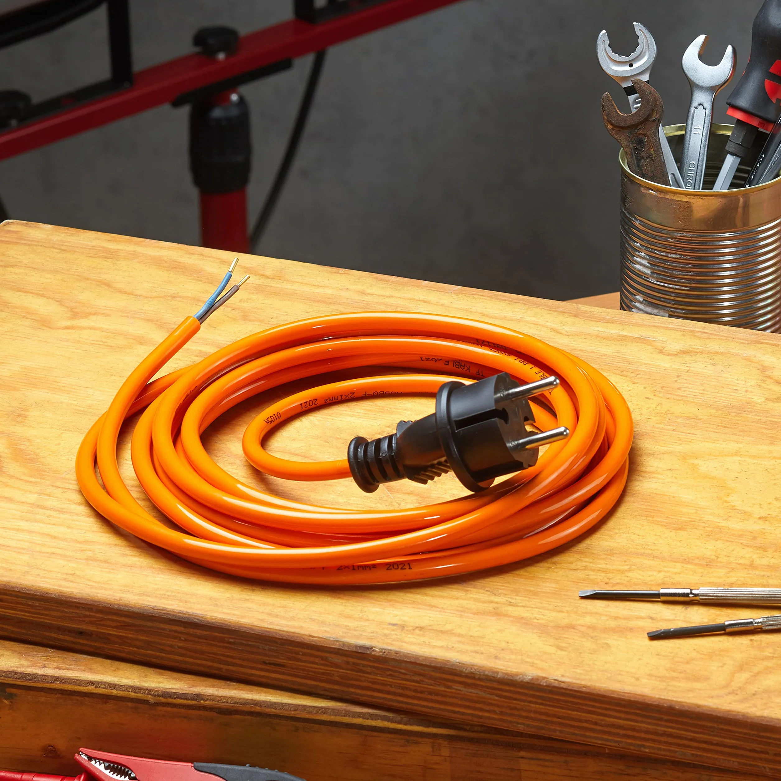 as - Schwabe 70913 Kabel Przyłączeniowy z Wtyczką, IP44, Długość Kabla 5 Metrów, Czarny