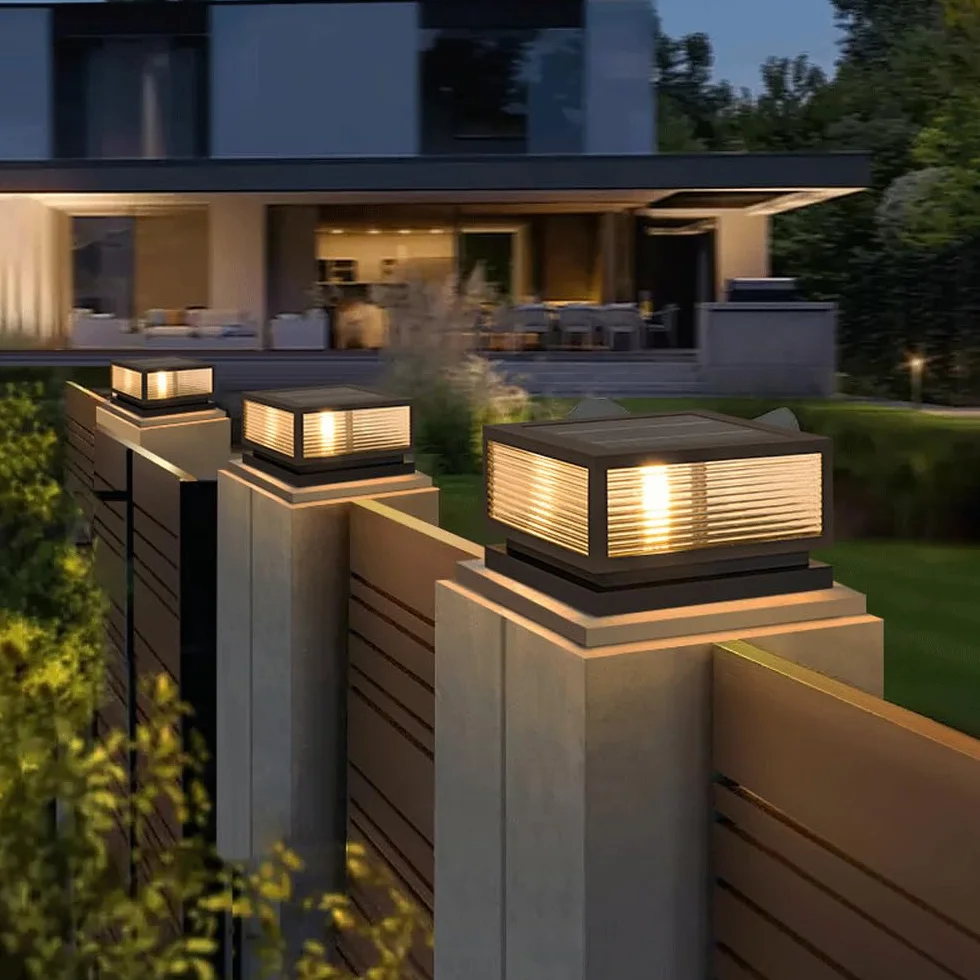 Solarne oprawy oświetleniowe do zewnętrznych słupków zewnętrznych, wodoodporne zasilane lampy kolumnowe z podstawą do montażu na molo, brama, kamień cokół, słupek, oświetlenie aluminiowe, ogrodzenie