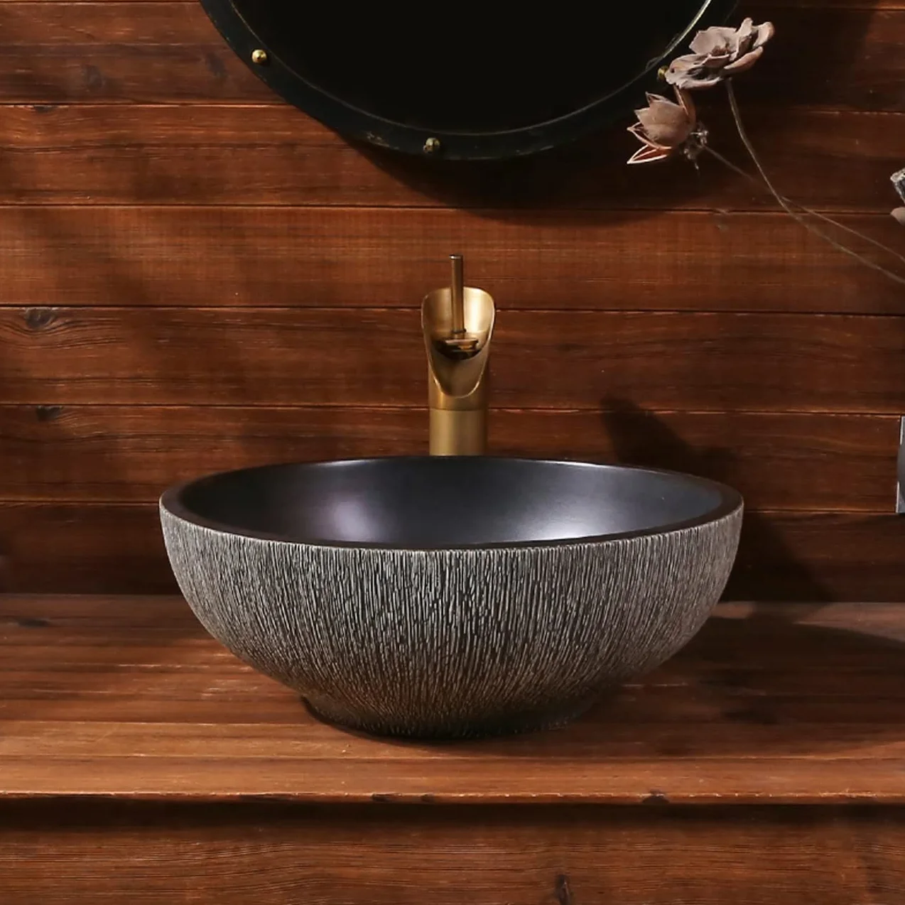 Umywalka Nablatowa W Stylu Vintage, Okrągła Umywalka Ceramiczna Nablatowa, Pionowa Umywalka Łazienkowa O Teksturowanej Powierzchni, Artystyczna Miska