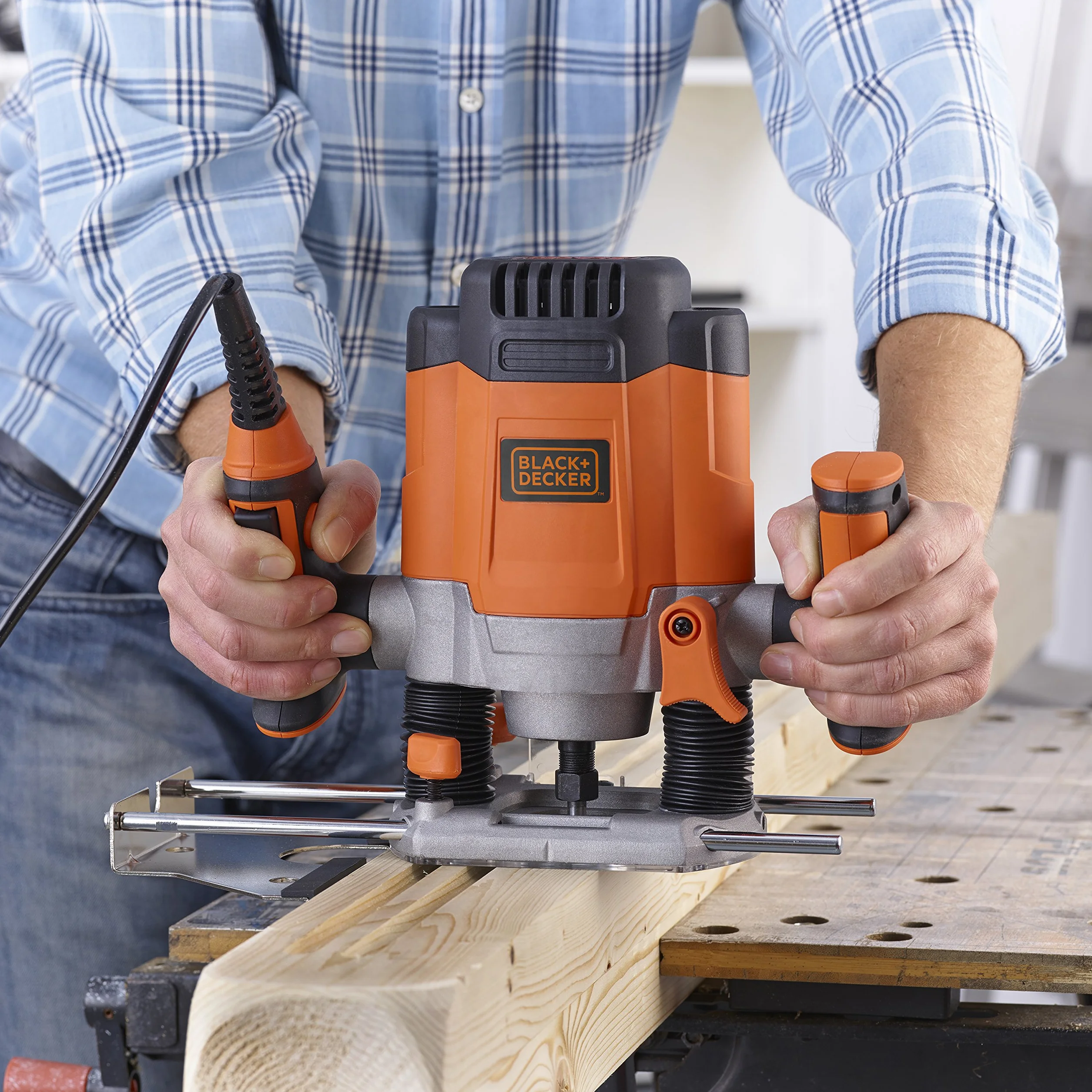 BLACK+DECKER, Frezarka górnowrzecionowa, moc 1200 W, KW1200EKA