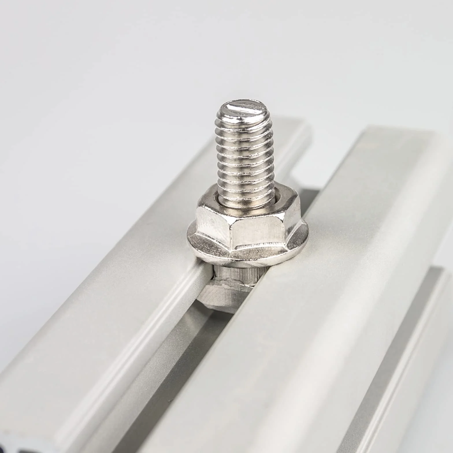 QUARKZMAN 40 sztuk śruby T-Slot, M5 x 25 mm Śruba z łbem młotkowym T Pin do profilu aluminium serii T 2020, niklowana stal węglowa, srebrny