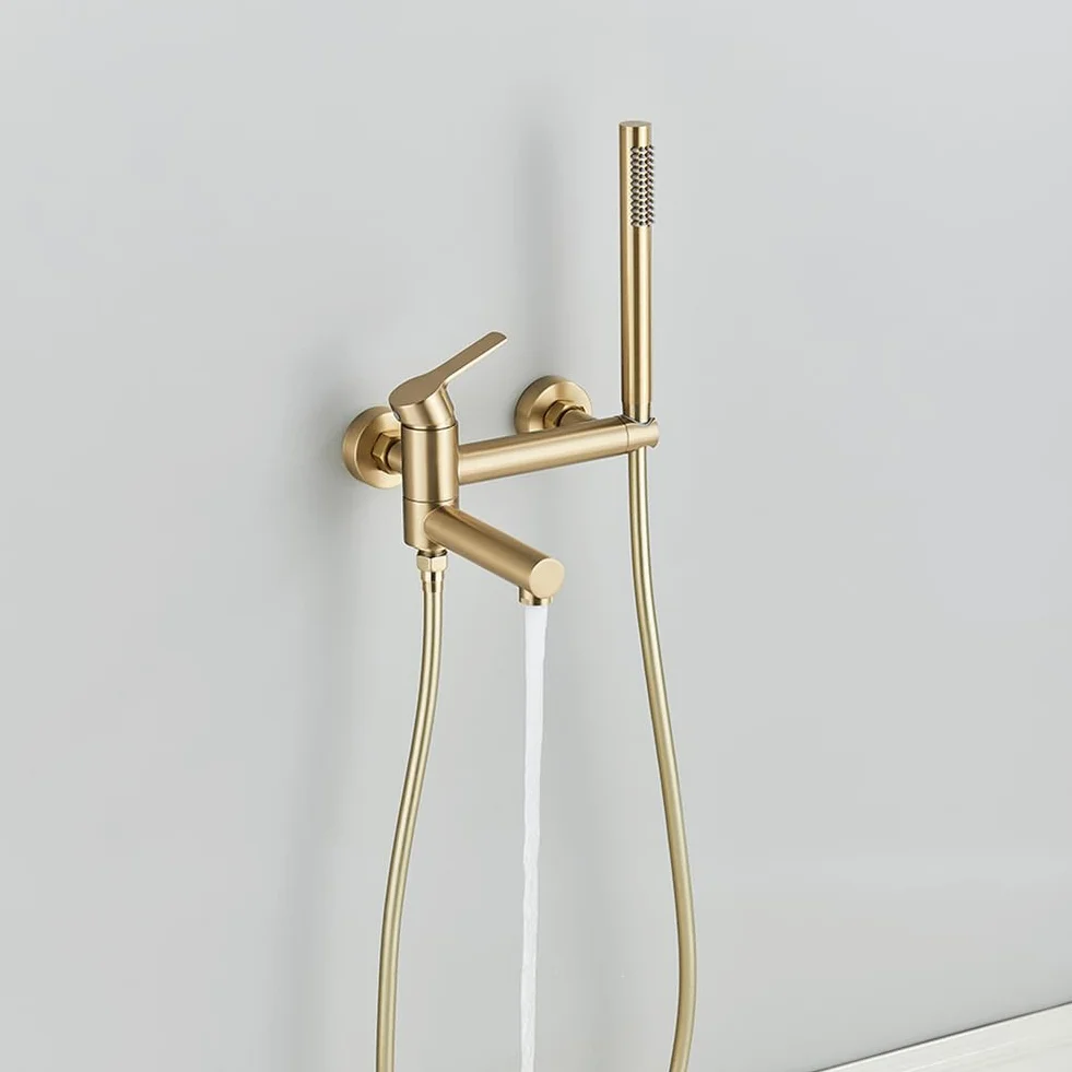 Szczotkowana złota bateria wannowa z montowaną na ścianie głowicą prysznicową 150 cm wąż trwała mosiężna konstrukcja elegancka bateria łazienkowa do nowoczesnego wystroju