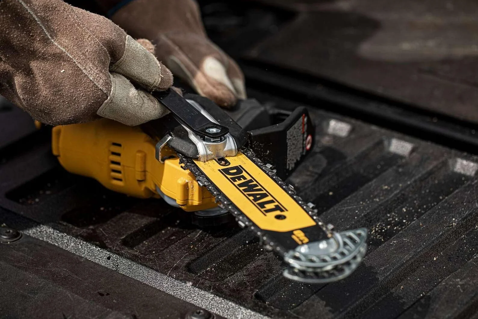 DEWALT XR 18V 5Ah Brushless Lithium-Ion Charger