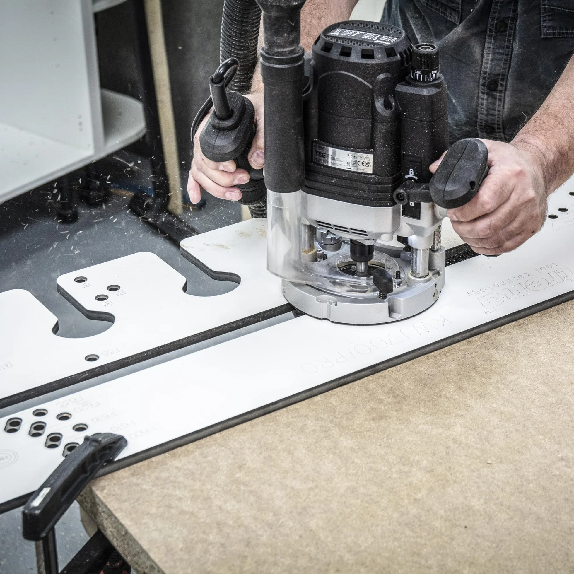 Trend Professional Szablon do Blatów Kuchennych z Wielu Materiałów do Połączeń na Zakładkę, Do Blatów do 950mm, Technologia Wyrównania Krawędzi Przedniej, KWJ950/PRO