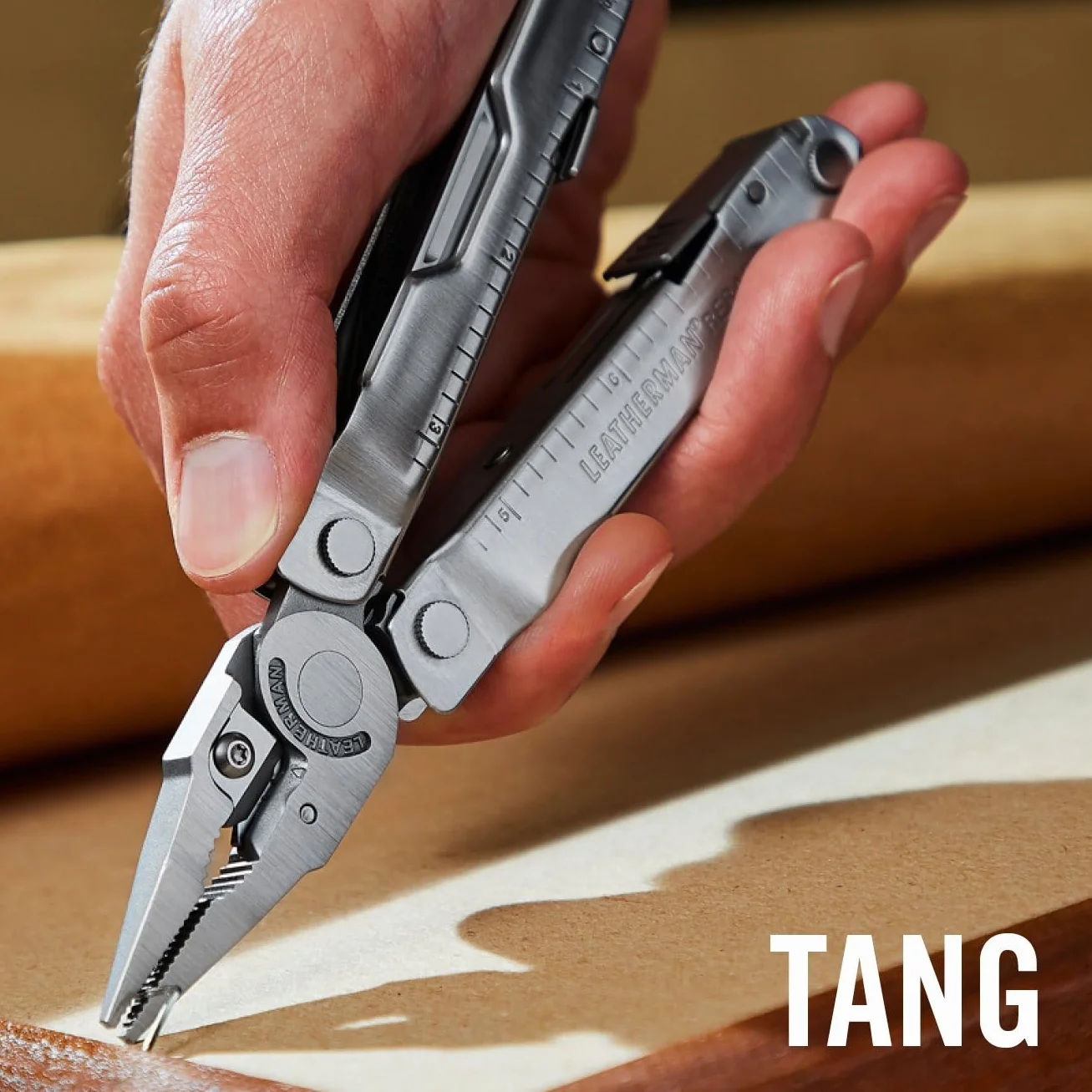 Leatherman Rebar Multitool 17 Narzędzi Czarna Stal Nierdzewna Czarny