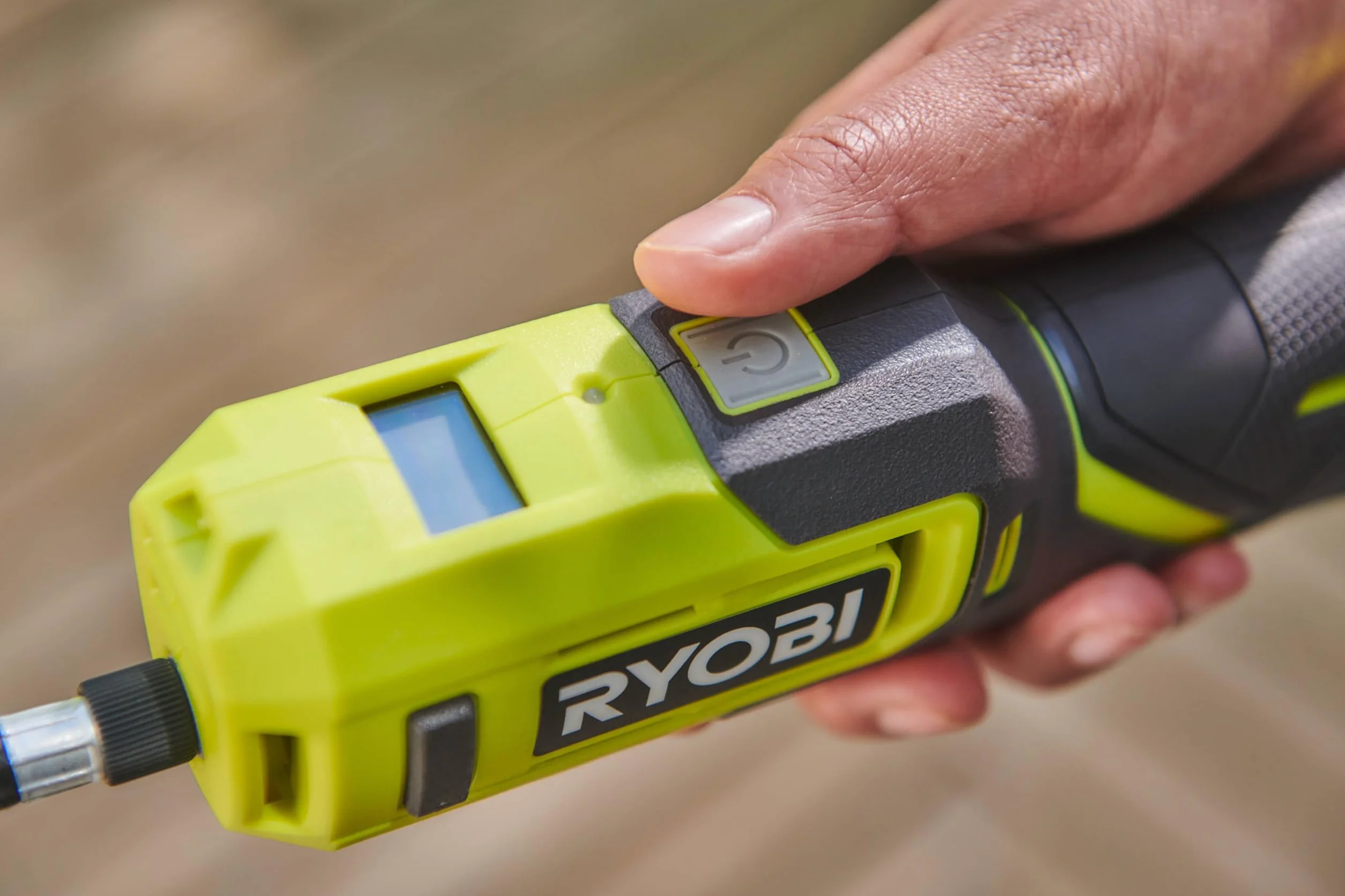 Ryobi RI4-120G 4V bezprzewodowy nadmuchiwacz wysokociśnieniowy (1 x 4 V 2,0 Ah)