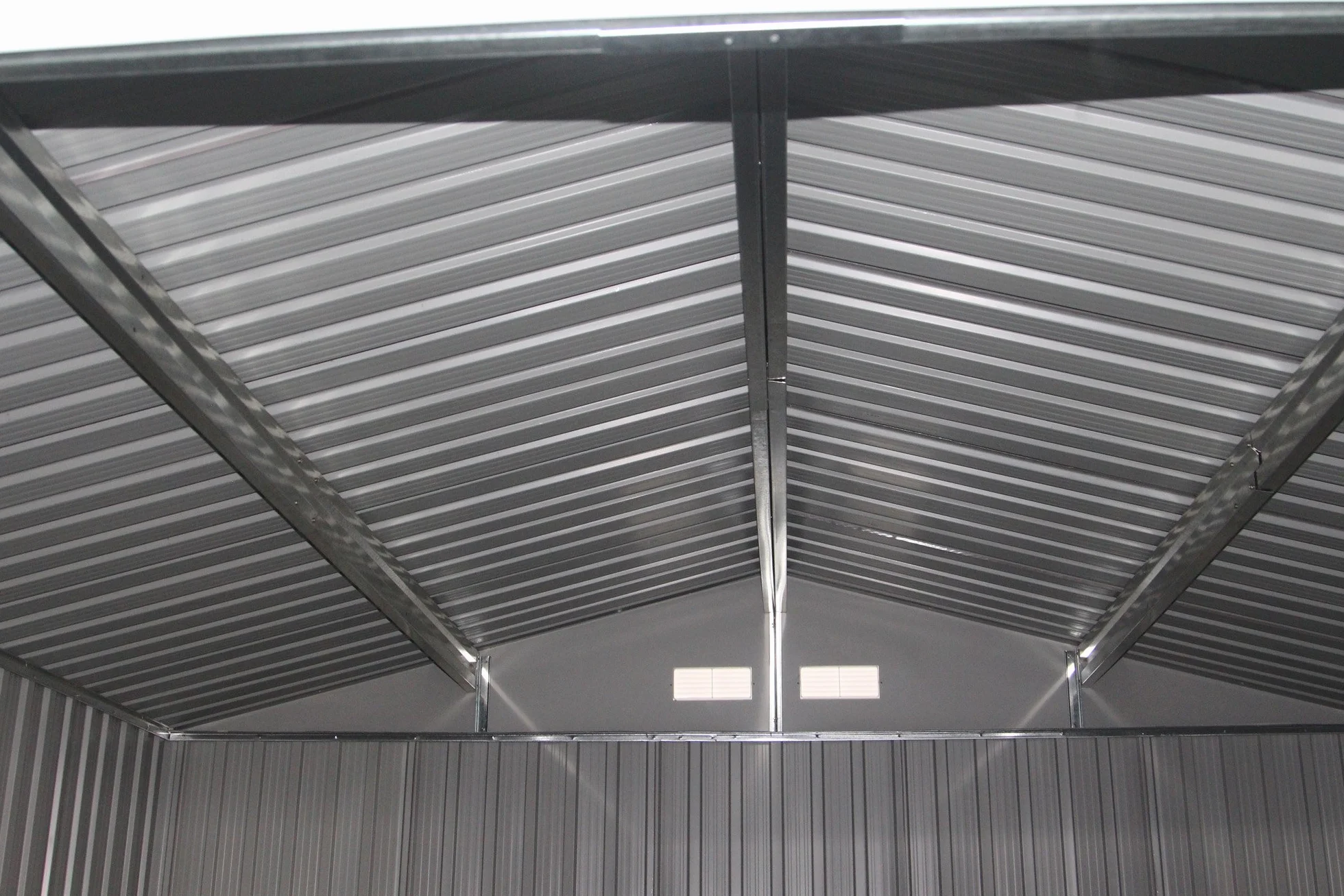 COSTWAY Metalowa Szopa Ogrodowa 213 x 130 x 173 cm 4,2 m³ z Dachem Dwuspadowym 2 Drzwiami Przesuwnymi