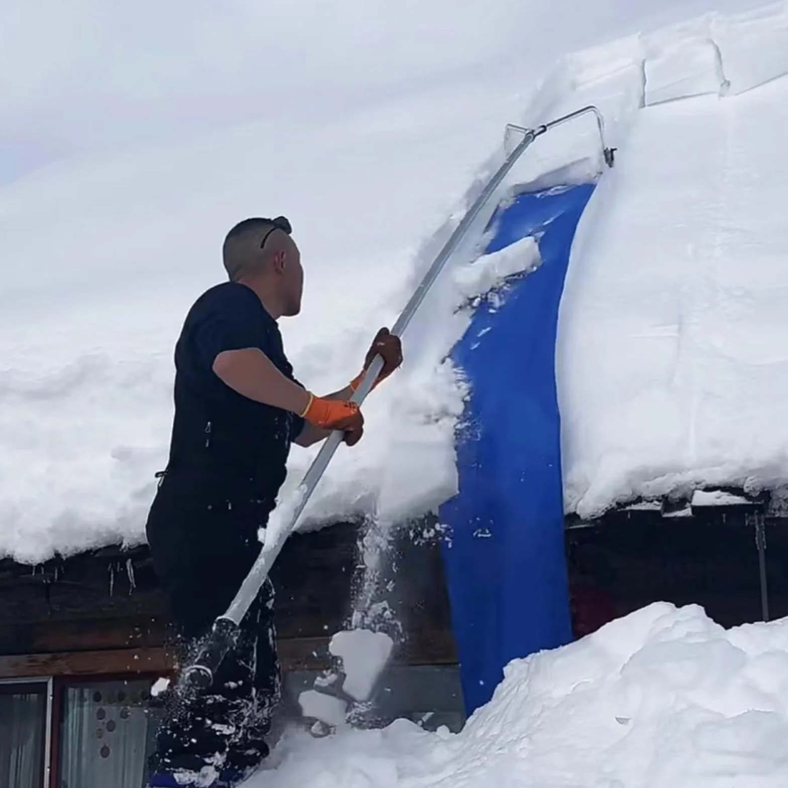 Grabie do śniegu na dach 50 cm z regulowanym teleskopowym uchwytem
