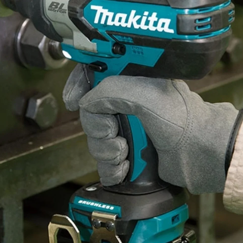 Makita Lxt DTW1001 Akumulatorowa Wkrętarka Udarowa, Niebieski/Czarny, z 2 x akumulatorem 5,0 Ah