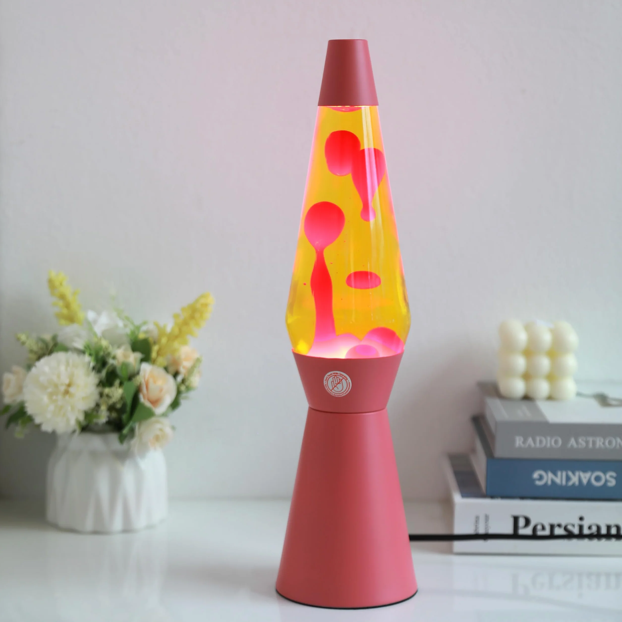 I-TOTAL® - Spaceship kolorowa lampa lawowa, hipnotyczny efekt bąbelków, retro design, płynny wosk, relaksujące światło, dekoracyjna lampa do domu i biura (czerwona podstawa, żółty płyn i czerwony wosk