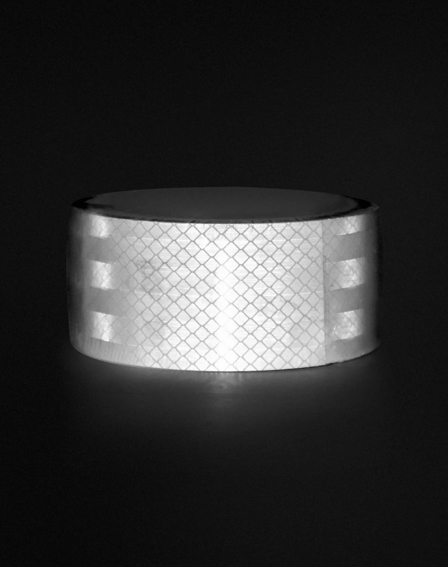 QWORK® Taśma odblaskowa samoprzylepna - 5cm x 10M - Wodoodporna taśma odblaskowa ostrzegawcza do pojazdów, samochodów, przyczep, na zewnątrz (biała)