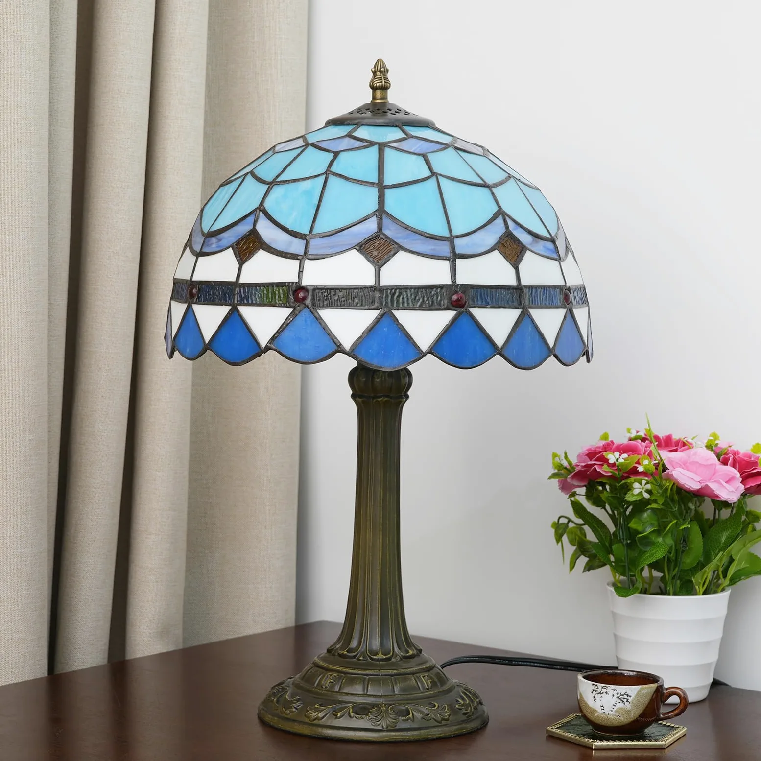 Tiffany lampa stołowa witrażowa lampa śródziemnomorska niebieska sypialnia lampa stołowa lampka do czytania lampka na biurko do salonu biura akademika jadalni dekoracja parapetówka prezent 30 x 30 x