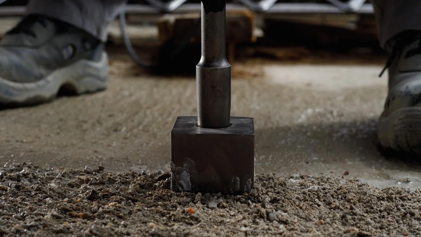 Bosch 1x PRO SDS max-4C Bush Head (do Beton, Ø mm, Professional Akcesoria Wiertło do młota, Młot wyburzeniowy)